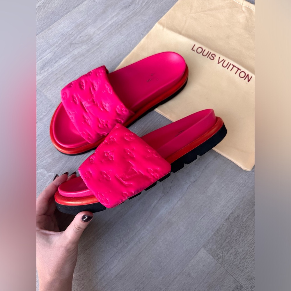 LV Pink Logo Slides